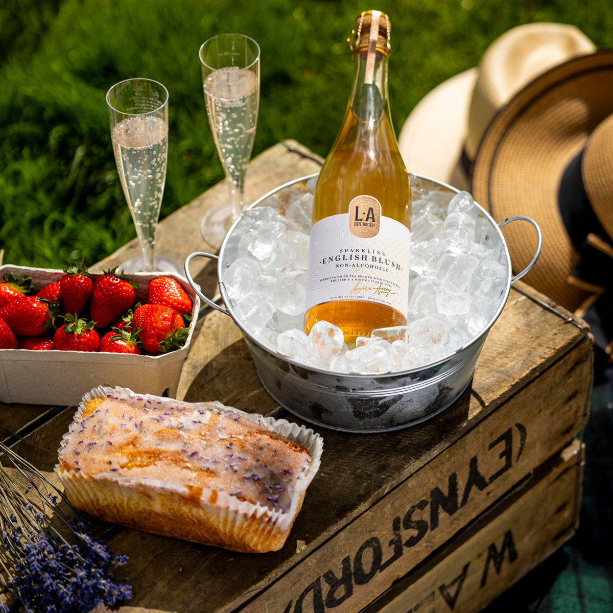LAVENDER PICNIC GIFT VOUCHER FOR 2 ADULTS - ALCOHOL FREE