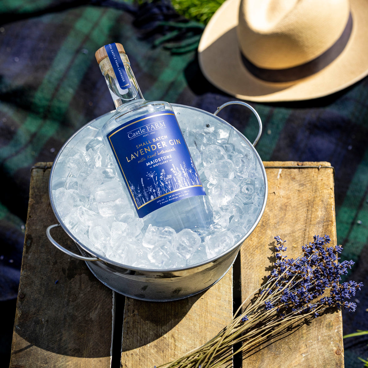 CASTLE FARM LAVENDER GIN